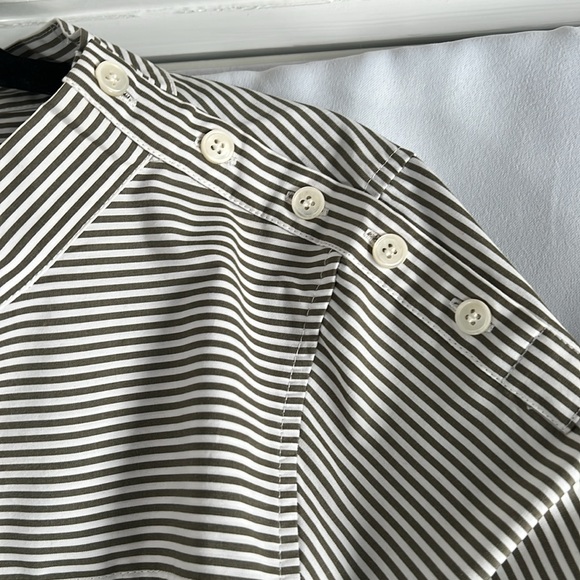 J. Crew Womens Funnelneck Striped Shirt Sz 12 Black & White Long Sleeve High Low - Picture 5 of 14